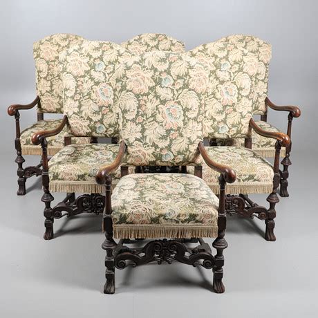 En Upps Ttning Av Sex William And Mary Stilsnidade Matstolar I Valn T M Bler F T Ljer