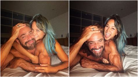 Flor Vigna Posteó Una Foto Con Luciano Castro En La Cama Y Desnudos Y