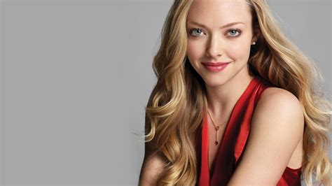 Amanda Seyfried Wallpapers Images Photos Pictures Backgrounds