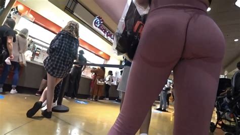 Great Ass In Pink Leggings Not Oc Spandex Leggings Yoga Pants Forum