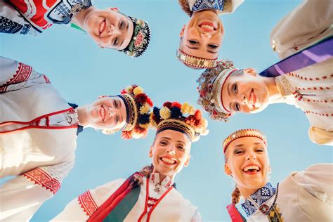 Latvian Folk Costumes: Tradition, Craftsmanship & Heritage