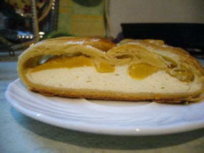 Косичка с творогом : Выпечка сладкая