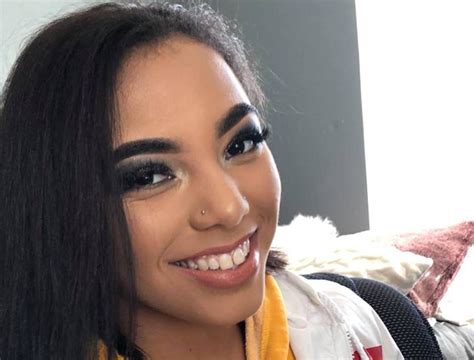 Nữ sinh cấp ba gây sốc khi đóng phim sex để kiếm tiền đi học SCTV