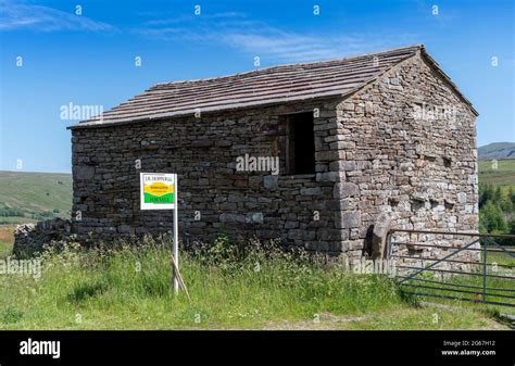 Old Stone Barn In The Yorkshire Dales For Sale For A Barn Conversion