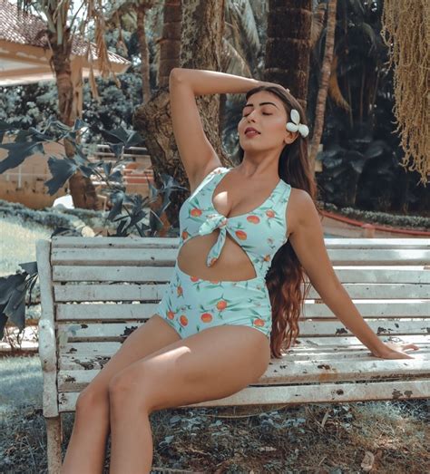 Best Shibani Dandekar Is A Boat Girl As She Sizzles In A Sexy Bikini Artofit