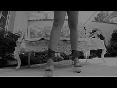 Effy Euro Pussy Creampie Mugur Outdoor Teasing Pussy Fucking Bikini And High Heels Horny