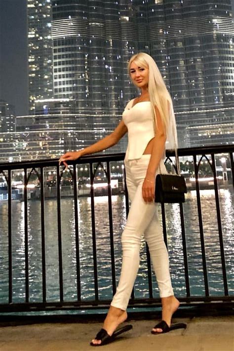 Beautiful Yana Y O From Kiev With Blonde Hair Id Ladadate