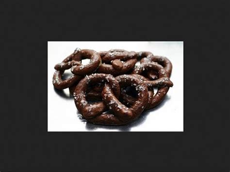 Шоколадные крендели - YouTube