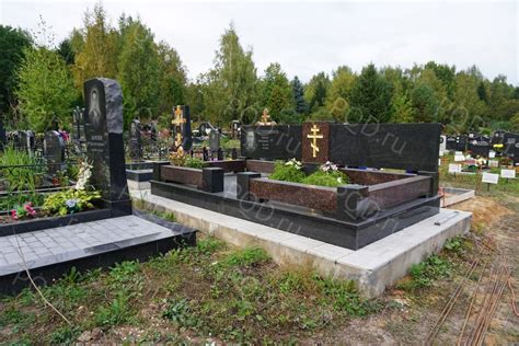 Изготовление памятников на могилу в Москве