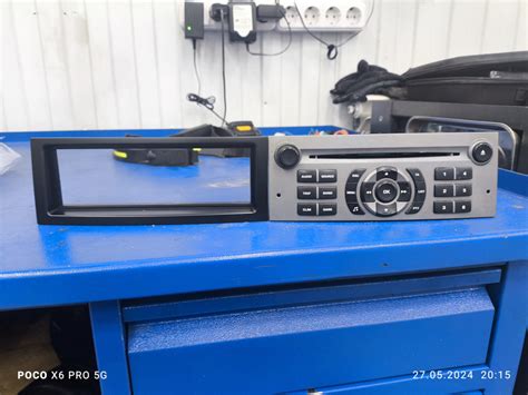 §1.3.6 Part 1/2. Карман вместо магнитолы. Творение на будущее ...