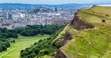 Arthur's Seat: Climb an Extinct Volcano in Edinburgh – Earth Trekkers