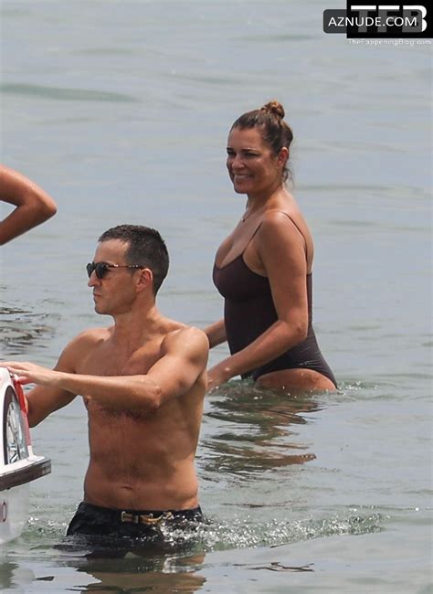 Alena Seredova Sexy Seen Flaunting Her Hot Figure At The Beach Alongside Alessandro Nasi In
