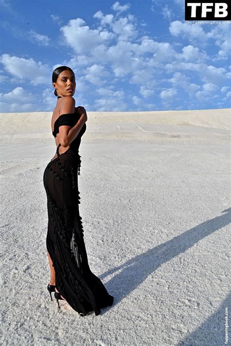 Tina Kunakey Nude OnlyFans Leaks Fappening FappeningBook