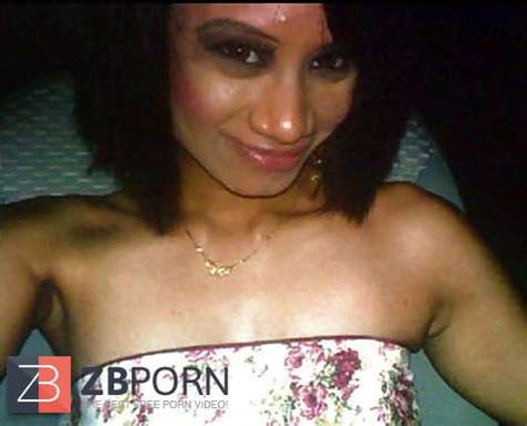 Malay Hijab Naked In Car Zb Porn