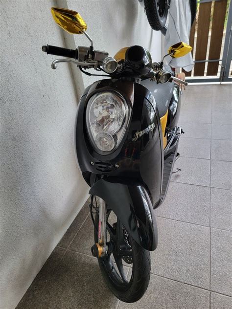 Honda Scoopy Motorbikes Motorbikes For Sale On Carousell