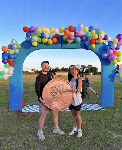 After 30 Days Youtuber Ryan Trahan Crossed America On A Penny And