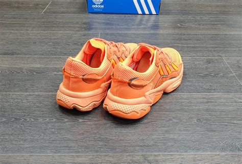 Купить кроссовки Адидас | Adidas Ozweego Orange в интернет-магазине ...
