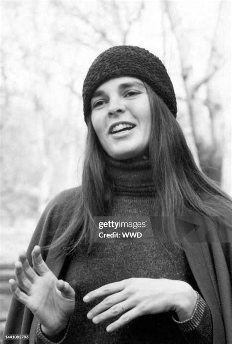 Portrait Of Actress Ali Mcgraw Fotografia De Notícias Getty Images