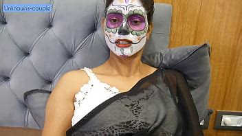 Horny Desi Housewife Seeking Extraordinary Romance From Hardworking