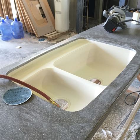 How To Clean Corian Countertops And Sinks Howmetogo