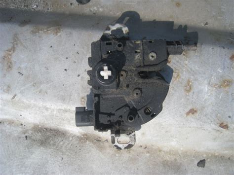 Замок капота форд фокус 1: Замок капота для Ford Focus I 1998-2005 от ...