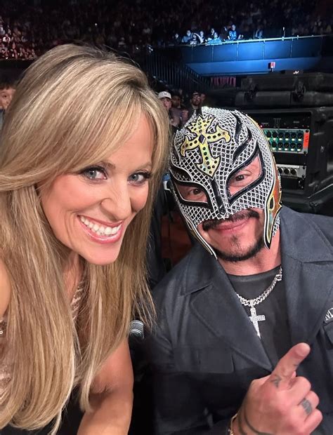 Wrestling - Lilian Garcia with Rey Mysterio | Facebook