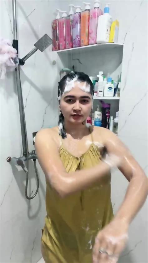 Viral Selebgram Indo Hot Mandi Bugil