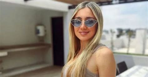 La sensualidad de Morena Beltrán arrasa con su bikini amarilla Cipo