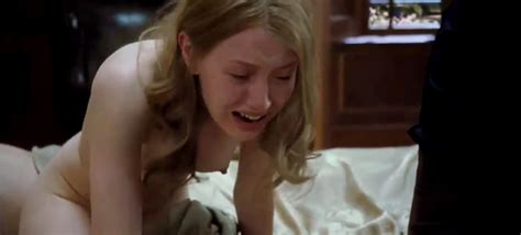 Emily Browning Nude Crying Hot Nude Celebrities Sexy Naked Pics