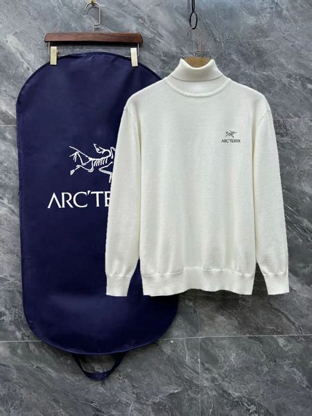 Свитер ARCTERYX купить на OZON по низкой цене (1719124870)