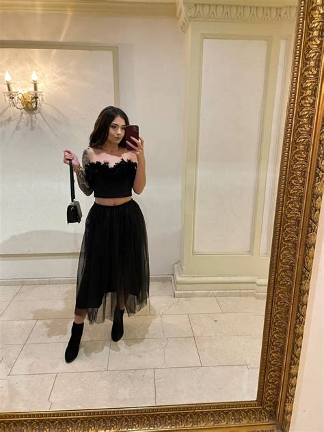 Ready To Be Under My Dress And Make My Pussy Feel Good R DominantWomen