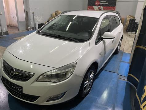 Opel Astra J Cdti Sw God Alu Felge Klima Automobili Olx Ba