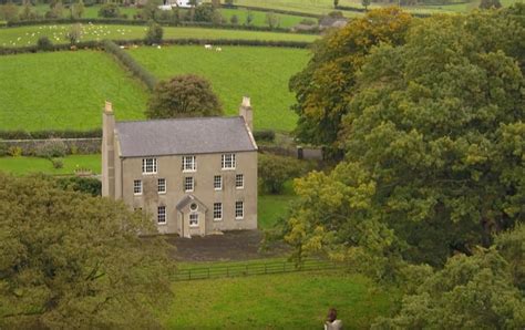 Pictures Inside The Derry Home Fast Tracked To Rt Home Of The Year