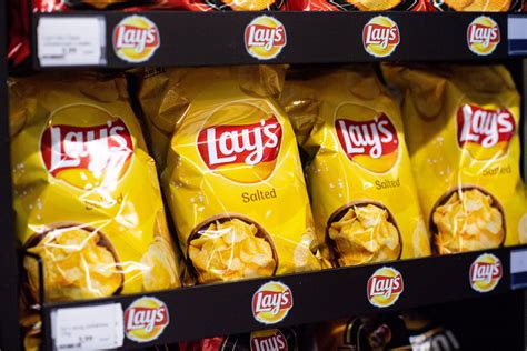 Lay's brings the innovation by giving us a Flavor Swap this summer