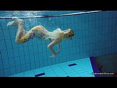 Petite Teen Milana Voda Endures The Free Naked Swimming xxx Videos Porno Móviles Películas