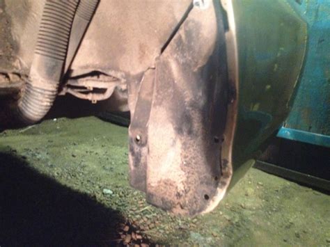 Оригинальные локера и задние колодки — Hyundai Accent (2G), 1,5 л, 2006 ...