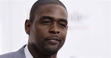 Chris Webber 2025: Wife, net worth, tattoos, smoking & body facts - Taddlr