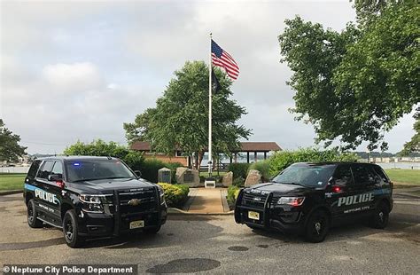 NJ cop charged with harassment after 'sending explicit texts to woman ...