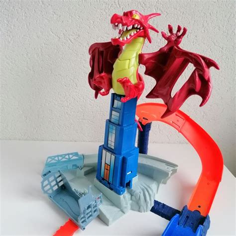 Hot Wheels Drache Inkl Auto Gebraucht In Wynigen F R Chf Mit Lieferung Auf Ricardo Kaufen