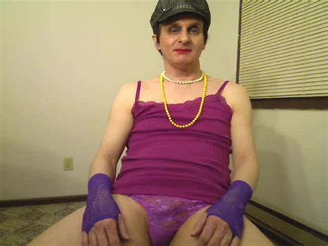 Susie Que XXX Plays With Her Cock 2 Shemale Porn At ThisVid Tube