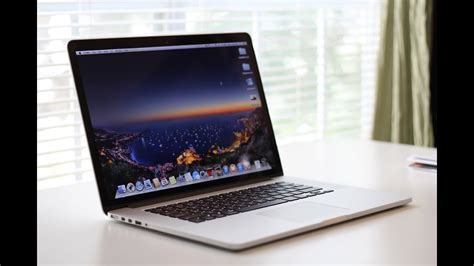 Apple 15" Macbook Pro with Retina display Review 2.3GHz Late 2013 - YouTube