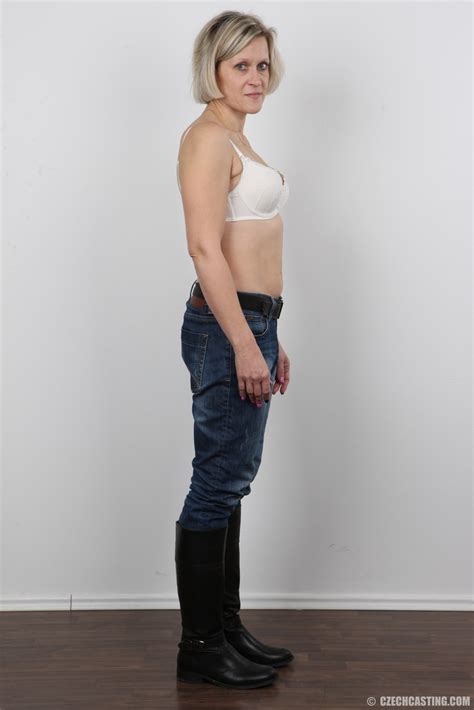 Mature Woman Crosses Her Legs After Removing All Of Her Clothing CoedCherry