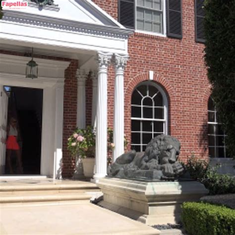 Carmen Caliente Aka Carmencalixxx Aka Officialcarmencaliente Nude Leaks OnlyFans Fapellas