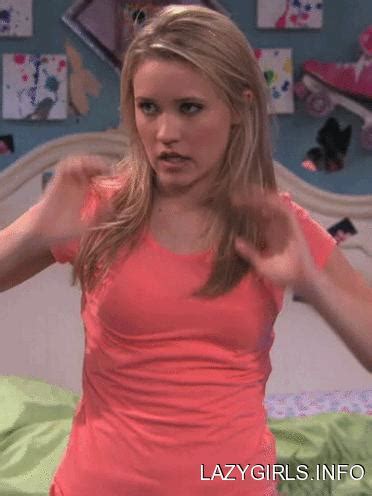 Naked Emily Osment In Hannah Montana