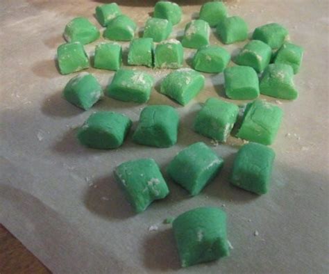 Butter Mints : 10 Steps (with Pictures) - Instructables