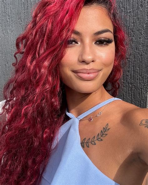 Renata Lima (@renata_limaxox) • Instagram photos and videos