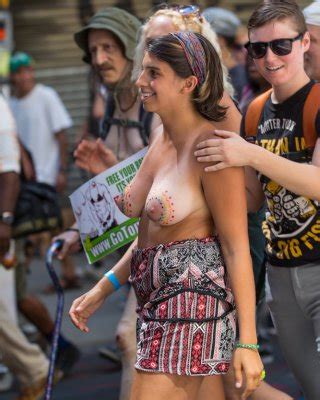 Go Topless Day Porn Pictures Xxx Photos Sex Images Pictoa
