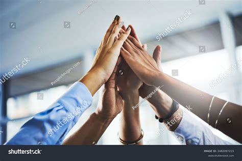 million cooperation royalty  images stock  pictures