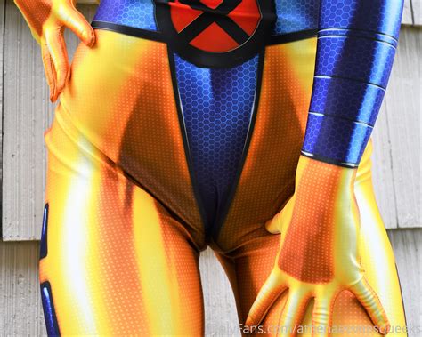 Athenaeeveesqueeks Porn Pic