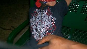 Bbc Baise Une Jeune Femme Au Parc Pendant Que Attend XVIDEOS